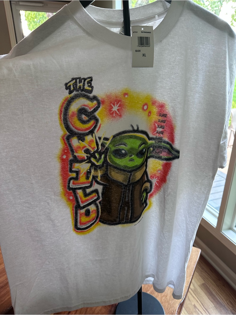Grogu Baby Yoda Airbrush Style Graphic T Shirt XL Star Wars Inspired NWT